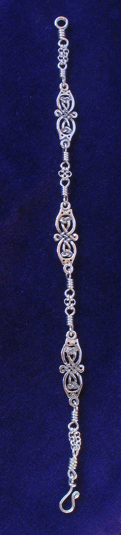 Moynagh Lough Bracelet - Image 2